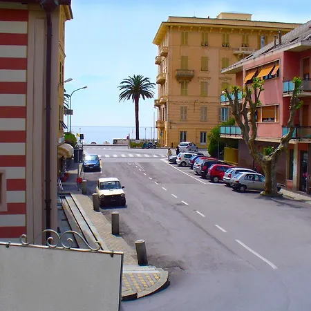 Pensjonat Soggiorno Al Nido Varazze